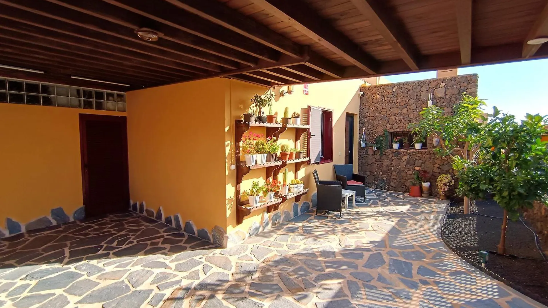 Villa Enola La Oliva